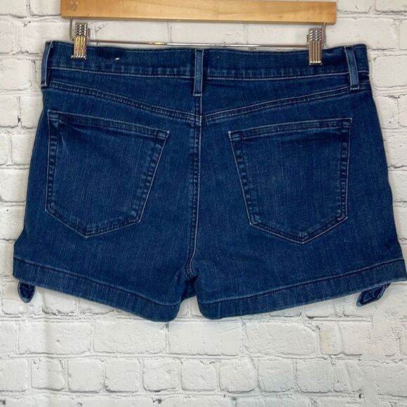 Ann Taylor Women’s Dark Wash Jean Shorts Side Tie size 30 - Picture 3 of 6